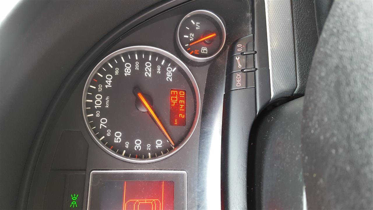 Audi-A4-1-9-TDi