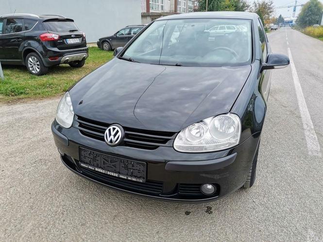 GOLF 5 1.9 TDI 2006god.