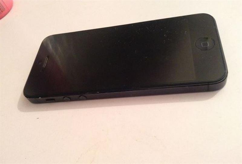 IPhone-5-16GB-odlicno-ocuvan-+-RSIM