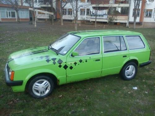 Opel-Kadet--84