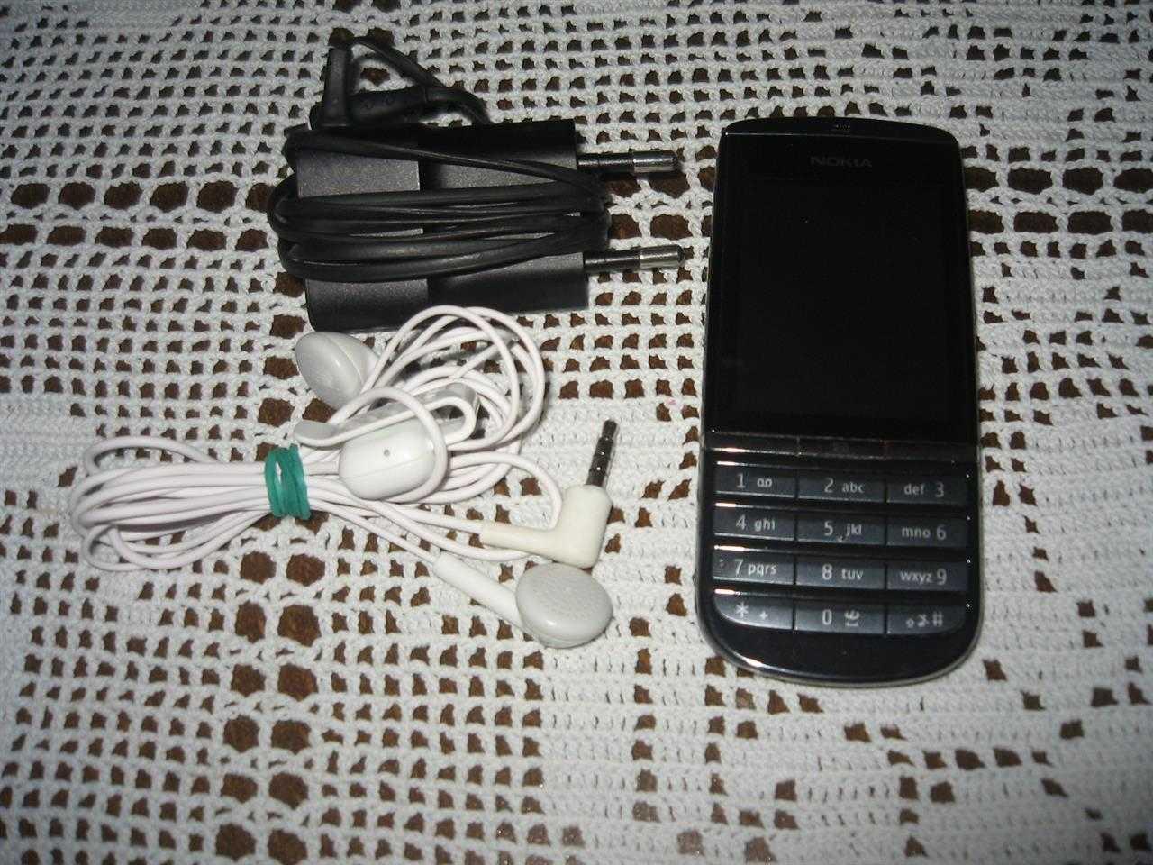 NOKIA-ASHA-300