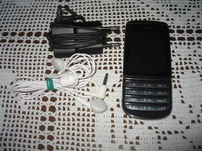 NOKIA ASHA 300