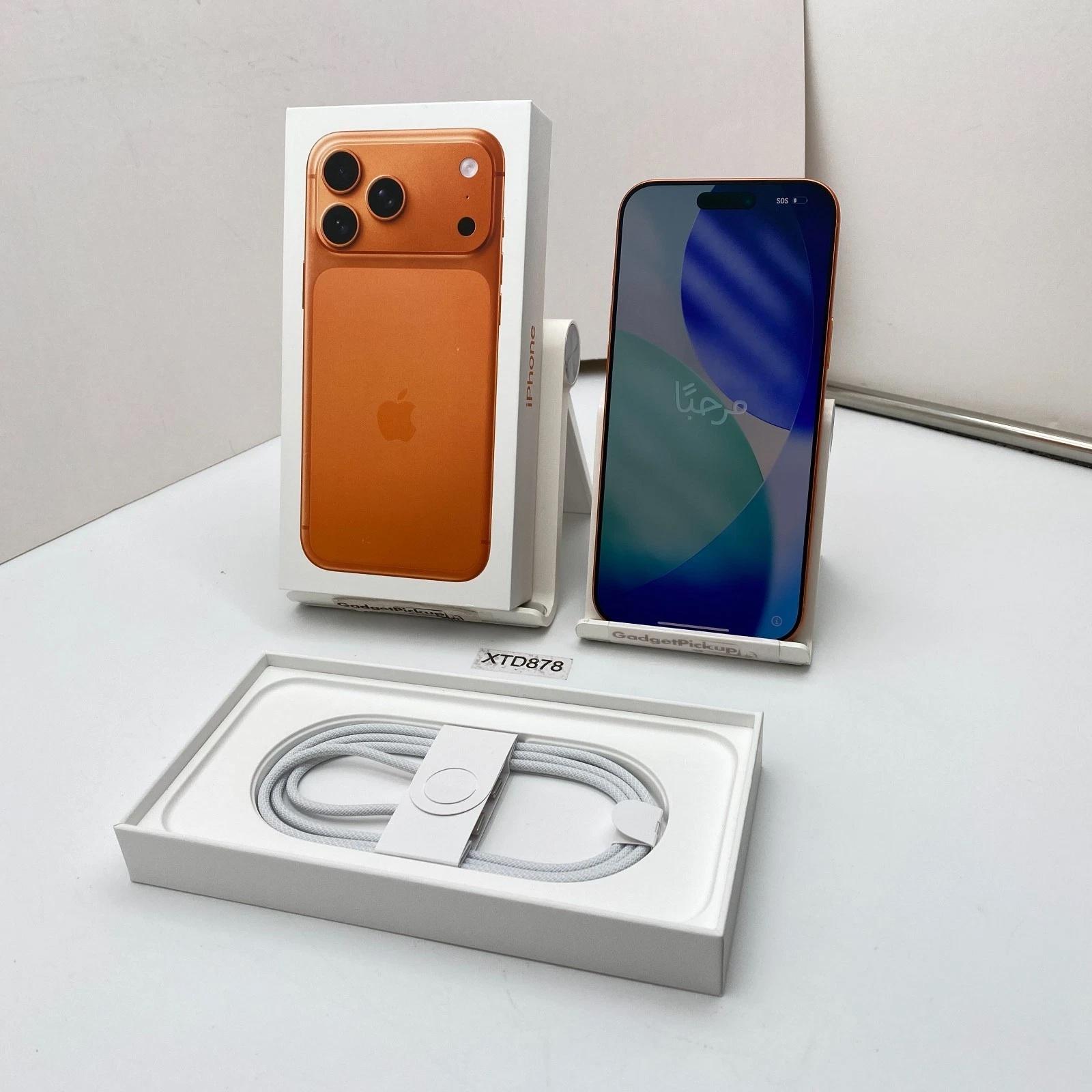 Apple-iPhone-17-Pro-Max---256GB---Cosmic-Orange--Unlocked---
