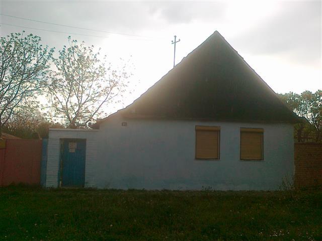 DOBRU KUCU 65M2 BECEJU 