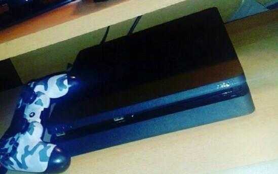 PS4 slom
