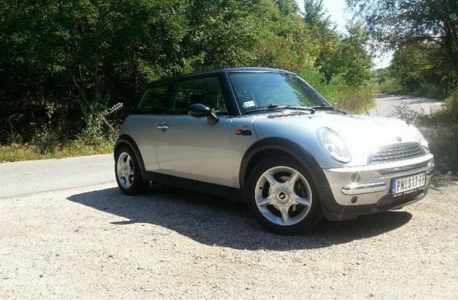 Mini Cooper 1.6 -03