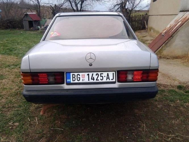 Mercedes 190