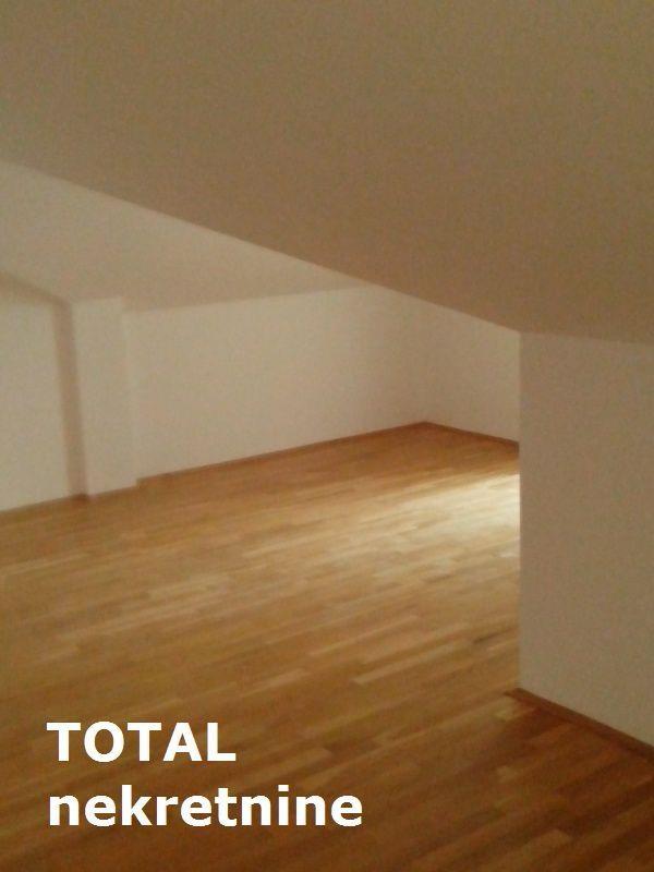 Odmah-useljiv-cetvorosoban-duplex-stan