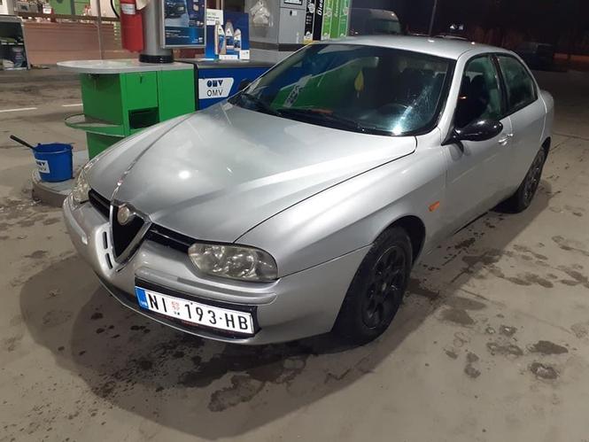 Alfa 156