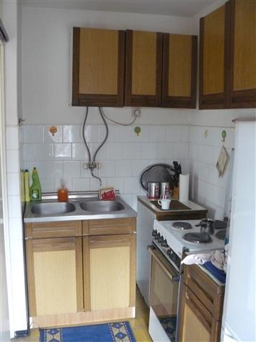 Odličan-stan-43m2-na-Bulevar-Nemanjića