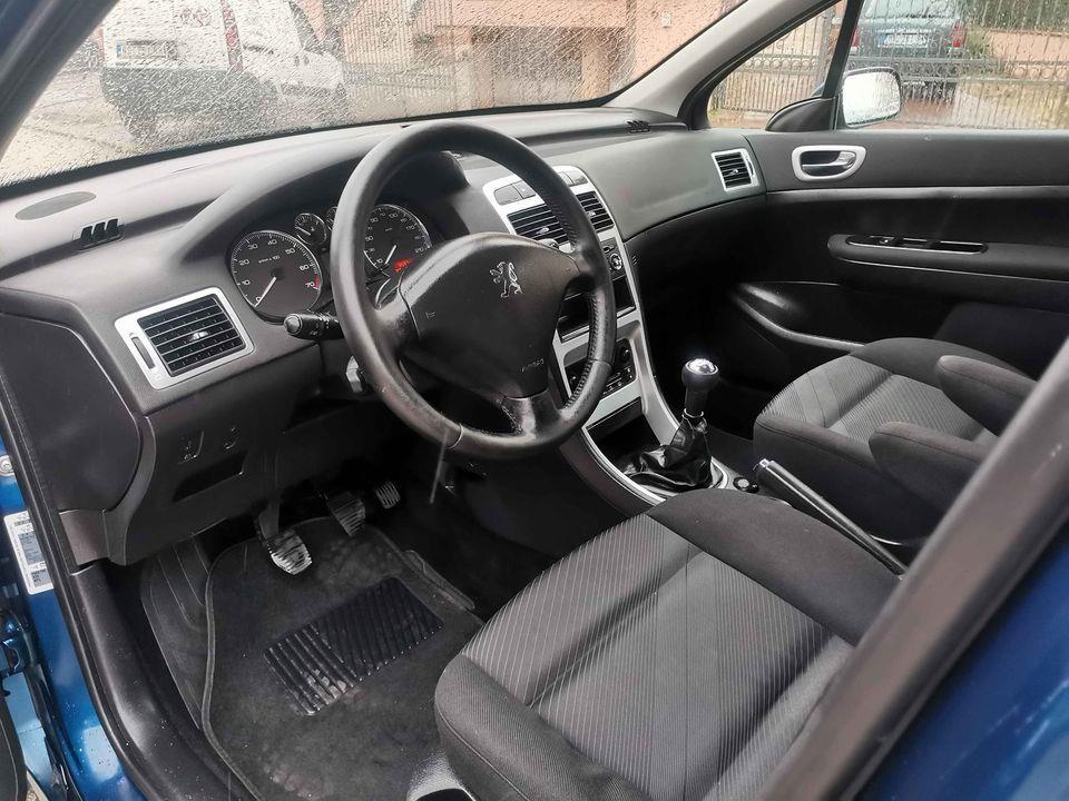 Peugeot-307