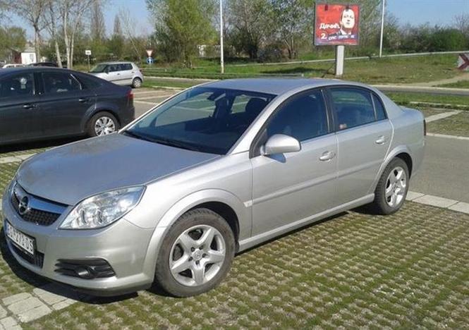 Opel Vectra -07 