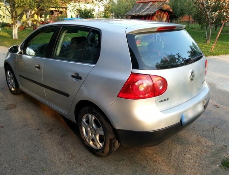 VW-Golf-5-1-9-tdi--04