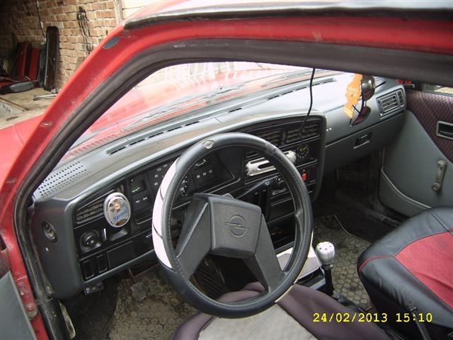 Opel-Ascona-1-3---82