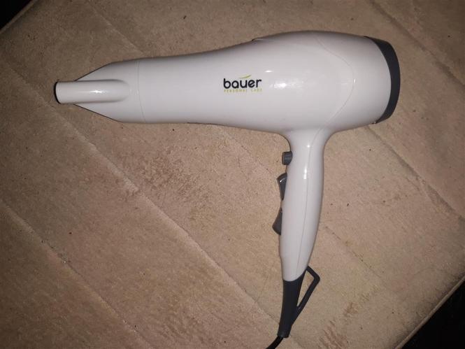 Bauer fen za kosu