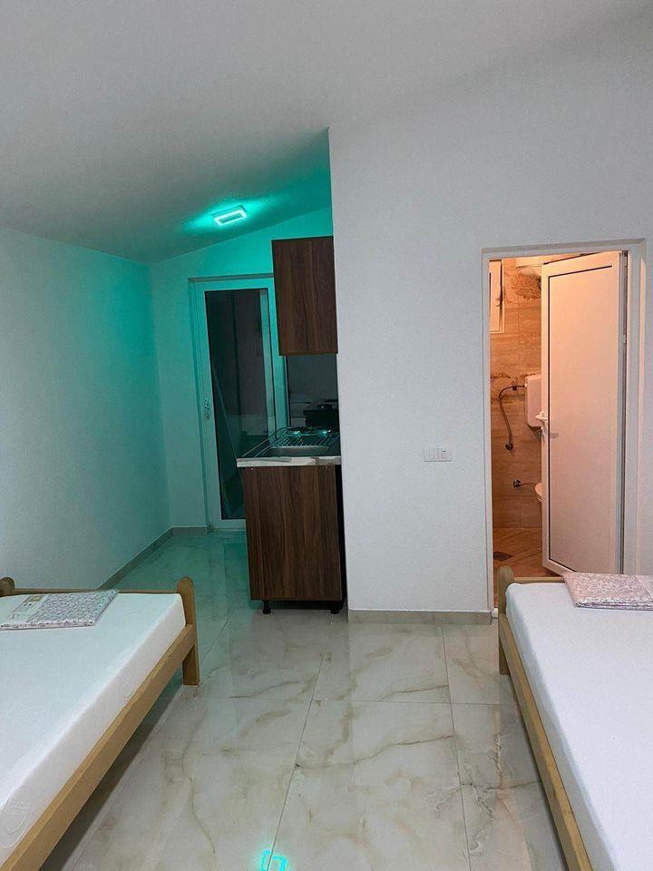 Apartmani-----
