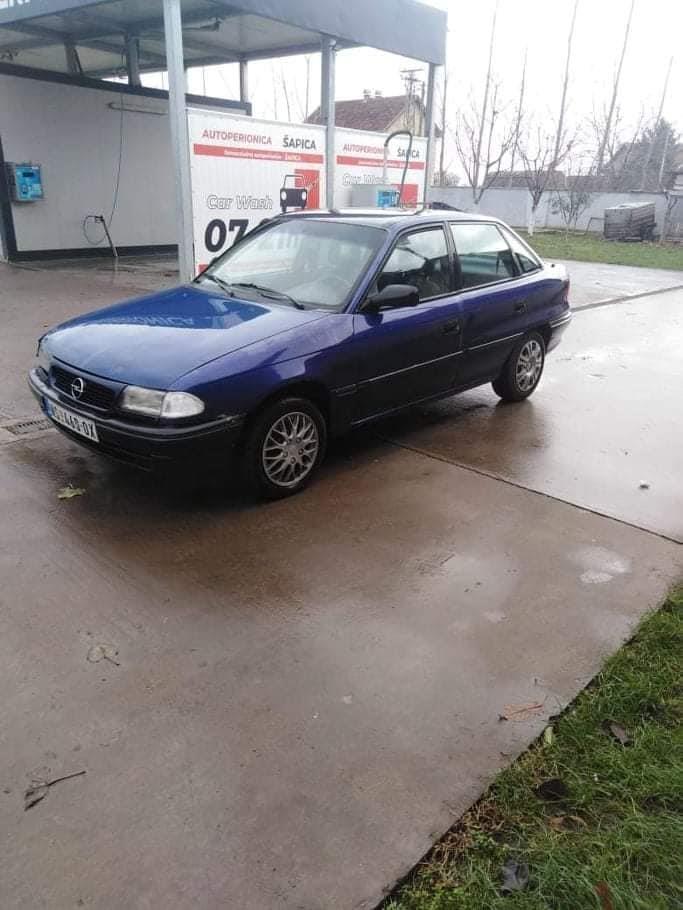 Opel-astra