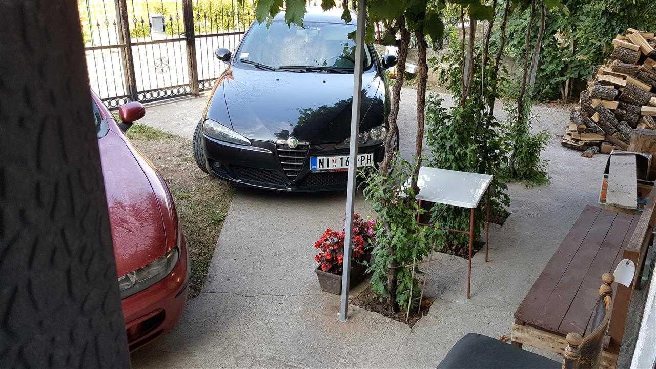 Alfa-Romeo-147-JTDm