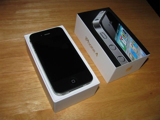 Apple iPhone 4 32GB