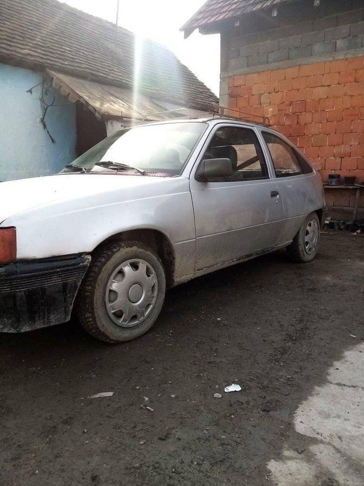 Opel-kadet-suza-1-3-ohc
