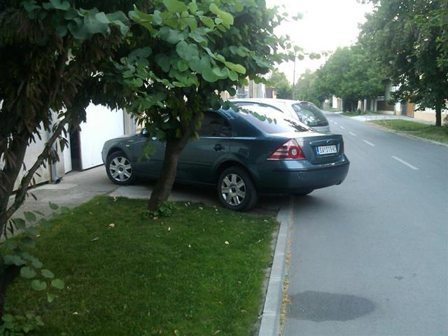 Ford-Mondeo--02