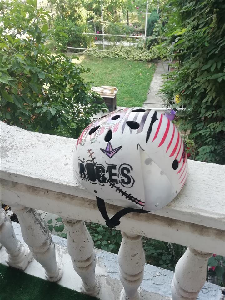 Roces-kaciga-2000-din