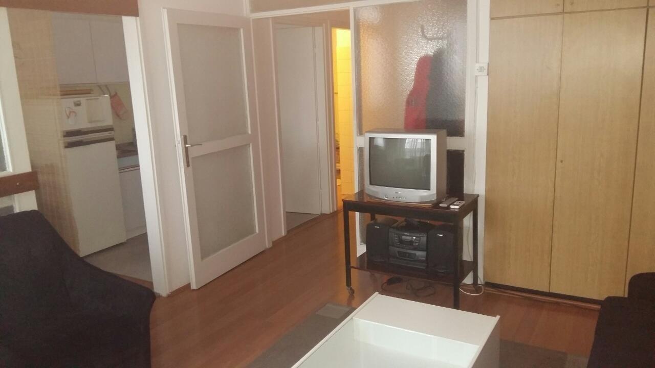 Izdajem-stan-preko-puta-Kliničkog-centra