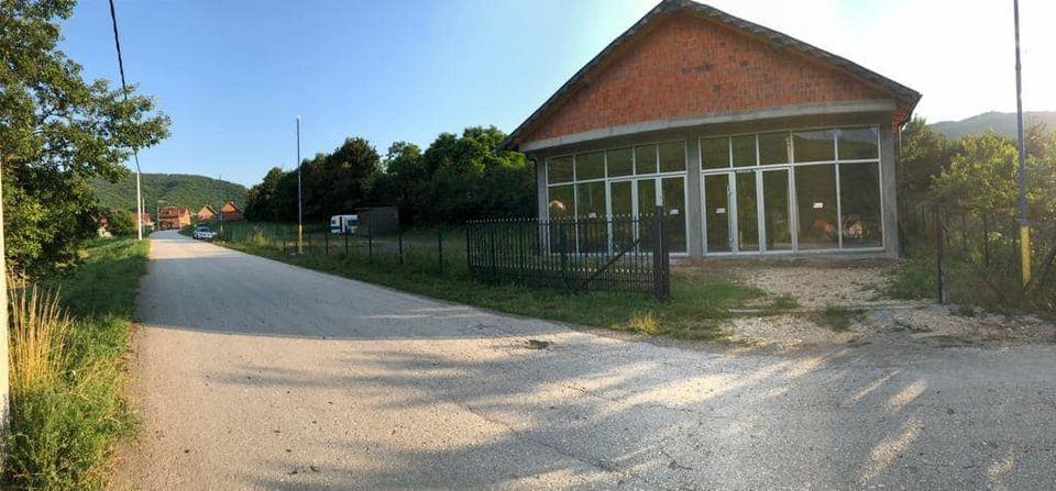 Izdaje-se