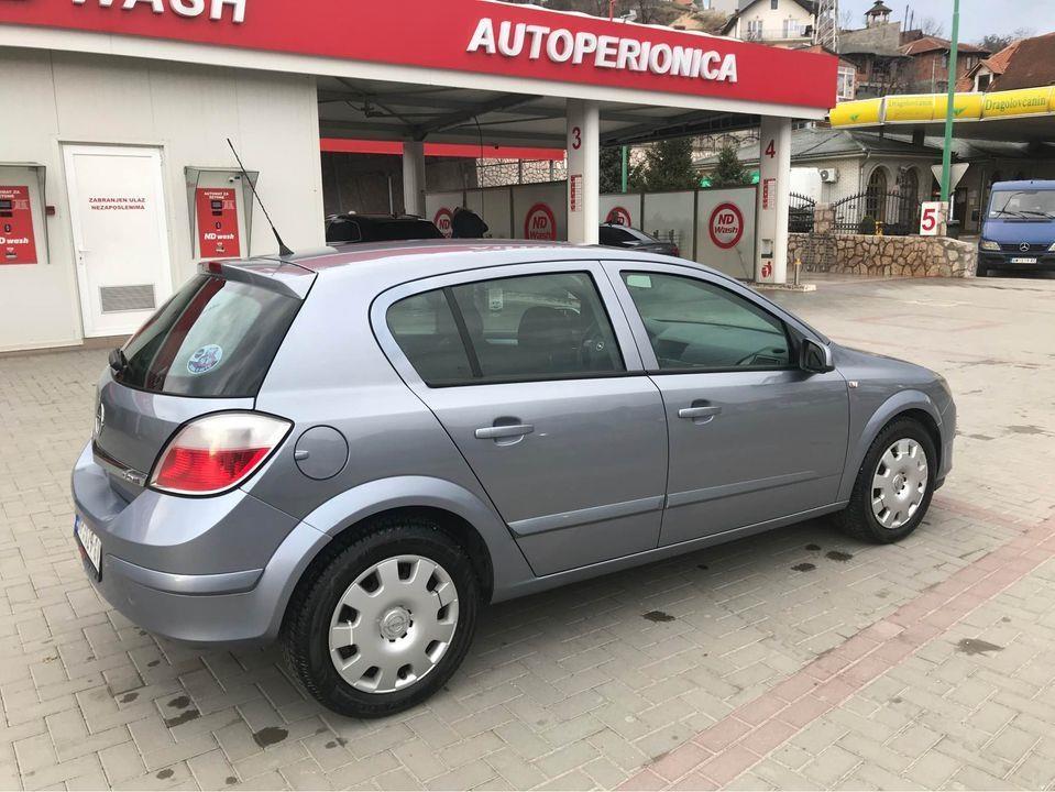 Opel-Astra-1-7-cdti