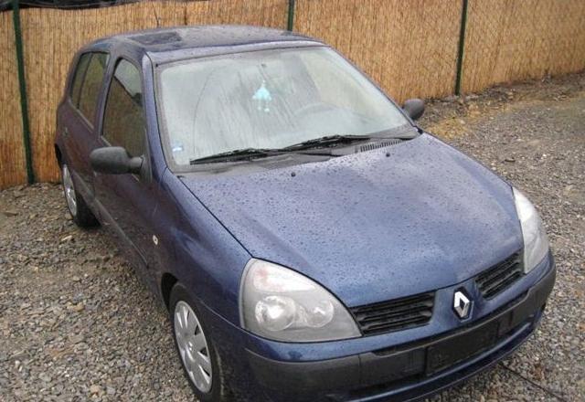 Renault Clio 1.5 DCi -04