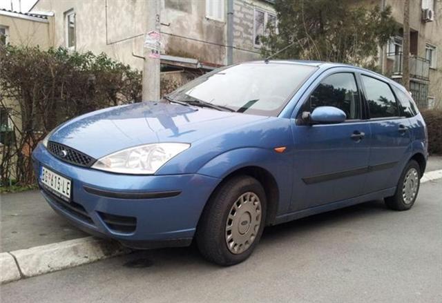 Ford-Focus--03
