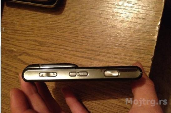 Sony Ericsson U1i 12mpix - Flash Mobile
