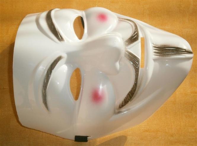 Anonymous maska - V for Vendetta