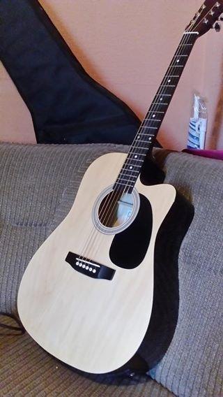 western-ozvucena-gitara