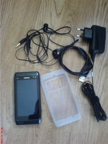 Nokia N8