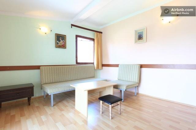 APARTMANI-LILE-PESTANI