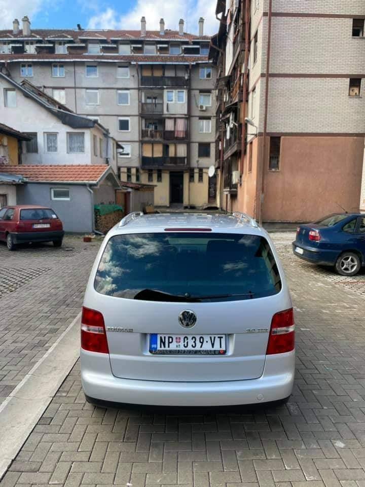 Vw-TOURAN