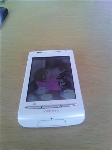 Sony-Ericsson-xperia-x8