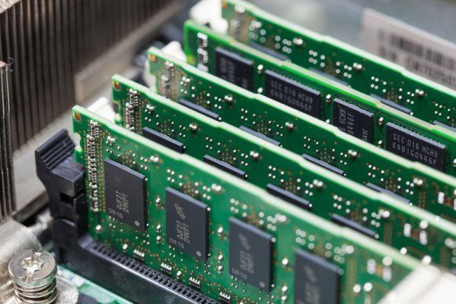 Ram-memory-2-4-GB-DDR3-NA-GOLEMO