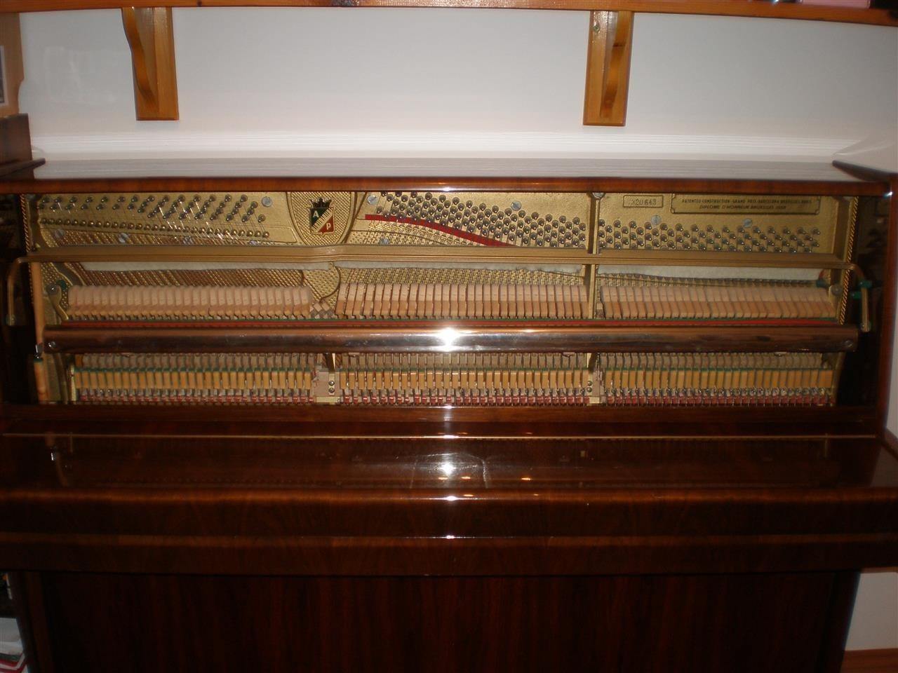 PETROF-PIANINO
