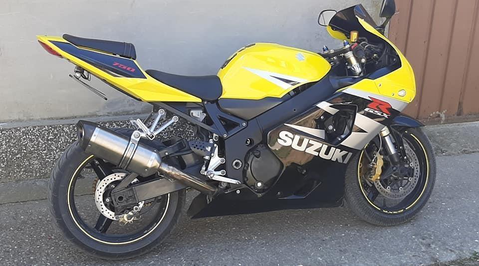 Suzuki-GSXT