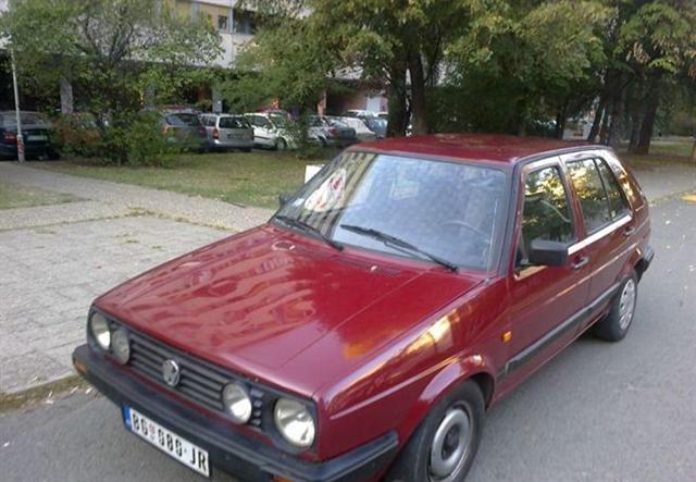 VW Golf II -89