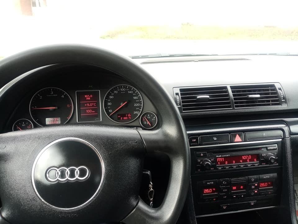 AUDI-A4