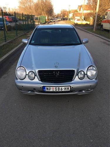 Mercedes E220