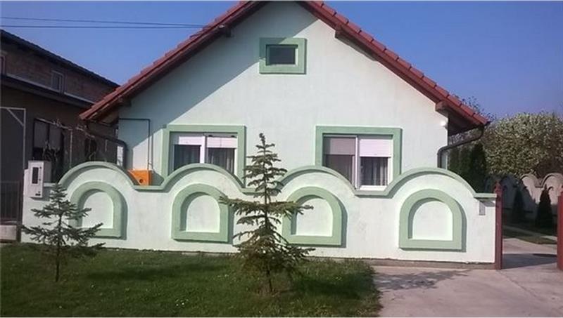 Kuca-od-200m2-u-Novi-Sad