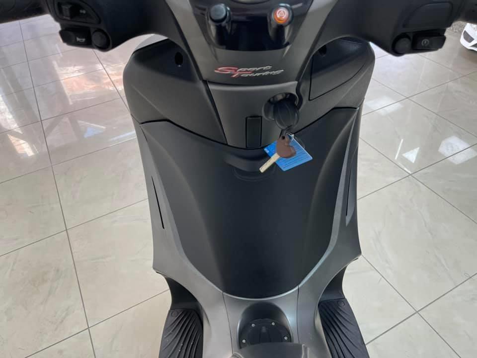 Piaggio-Beverly-350-ST-ABS-ASR-2017-god