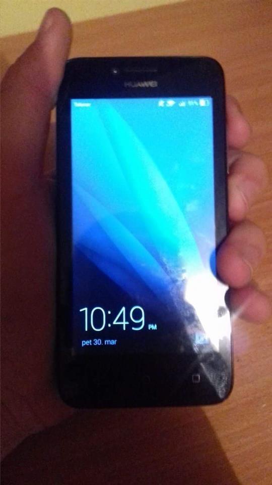 HUAWEI-Y560