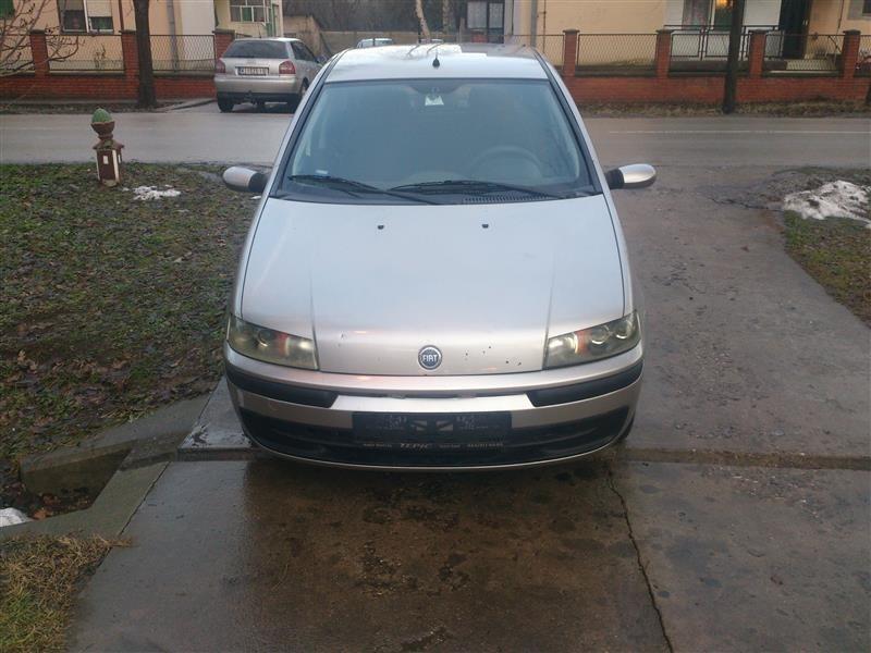 Fiat-Punto-1-9-jtd---03