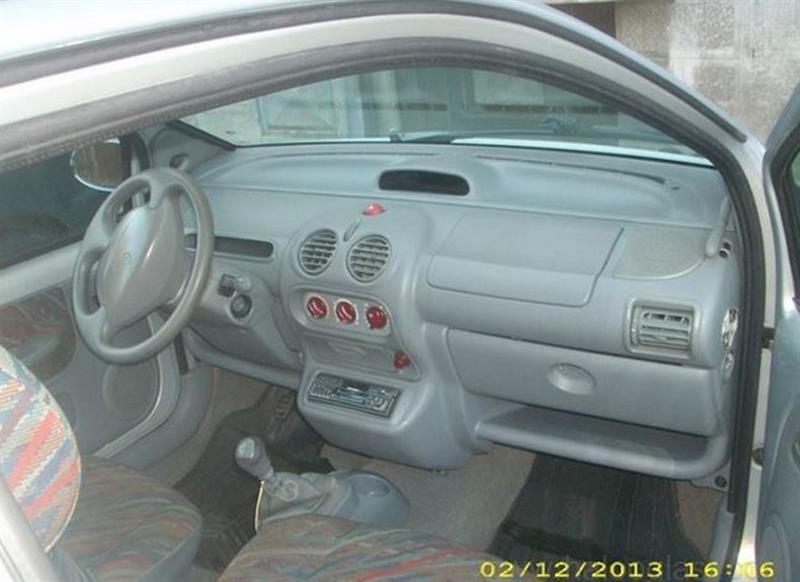 Renault-Twingo--02