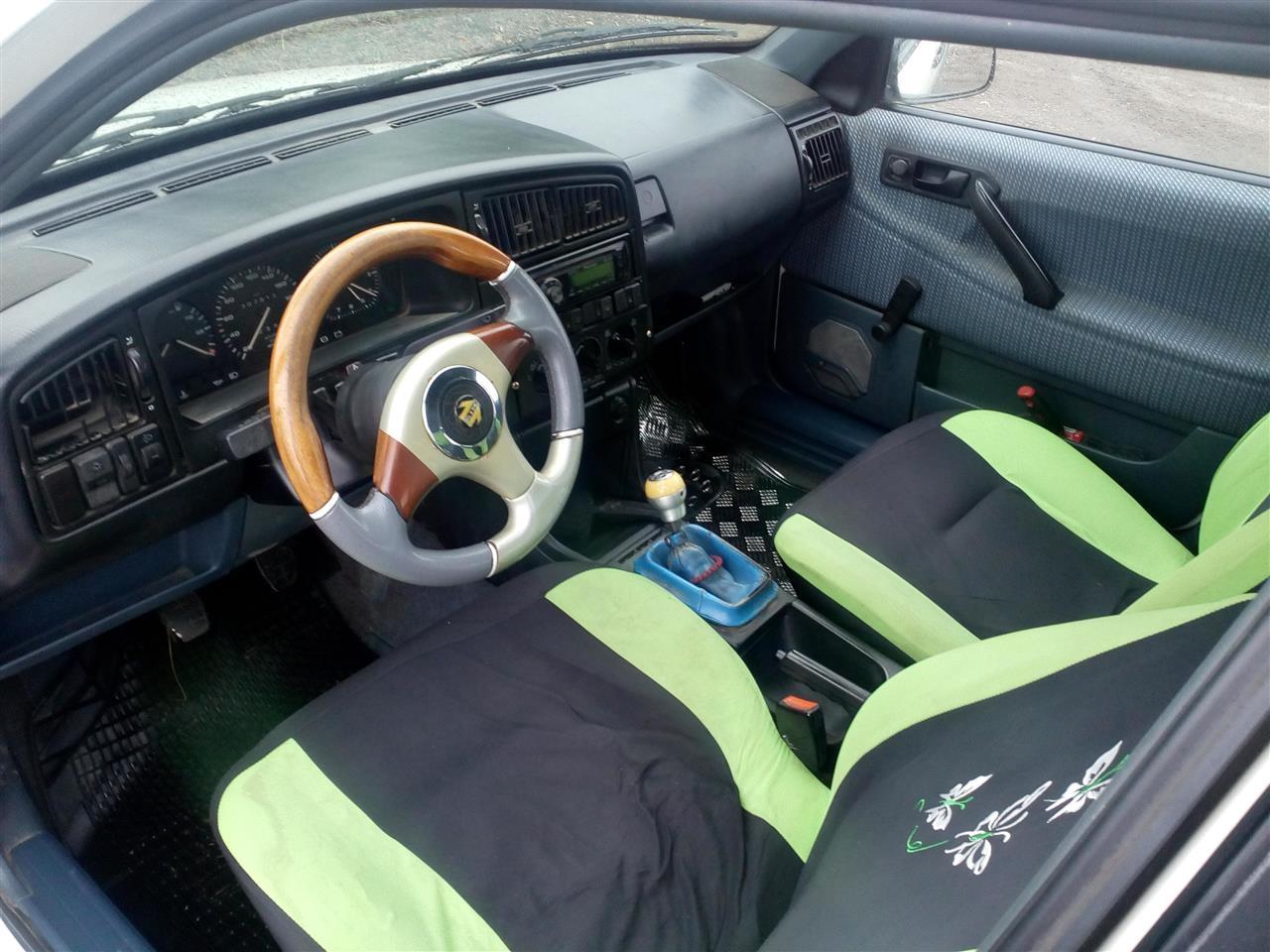 VW-Passat-b3